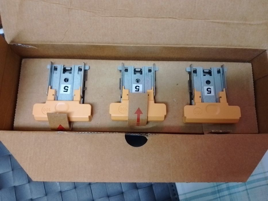 caixa de cartuchos de agrafos originais Xerox (Part Number: 8R13004/008R13004)