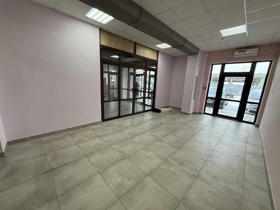 Здам приміщення ТЦ «Ідеал»