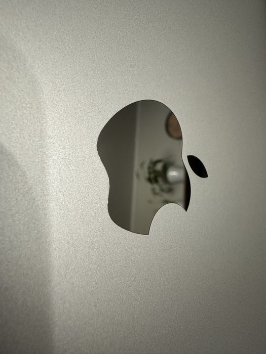 Jak Nowy MacBook M1 256GB