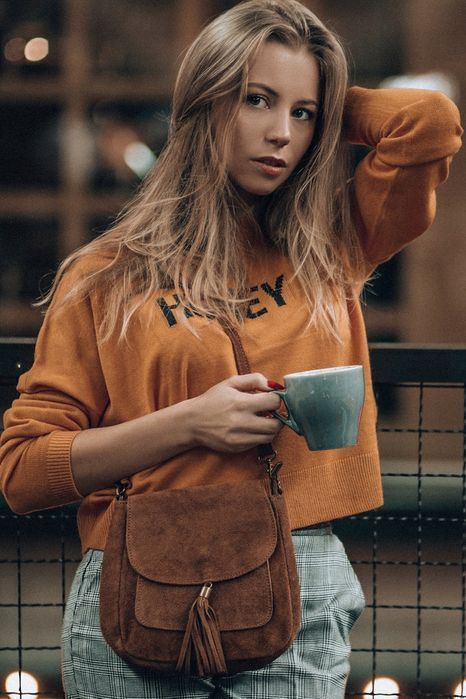 Beżowa Skórzana Damska Zamszowa Listonoszka Z klapą X40 torebka nowa