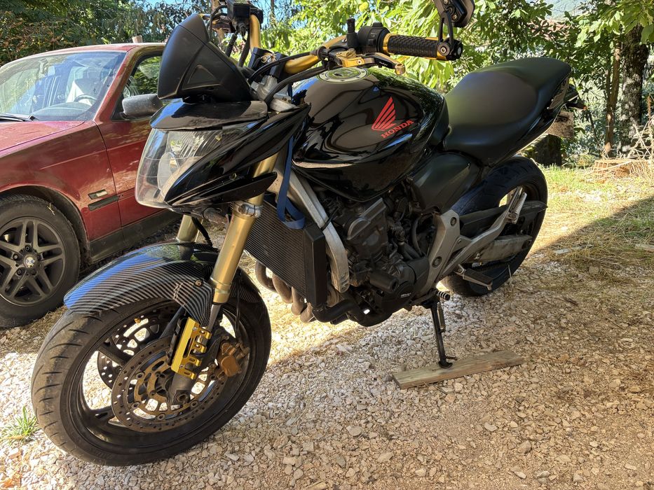 Honda Hornet 2007 com 12.000 km