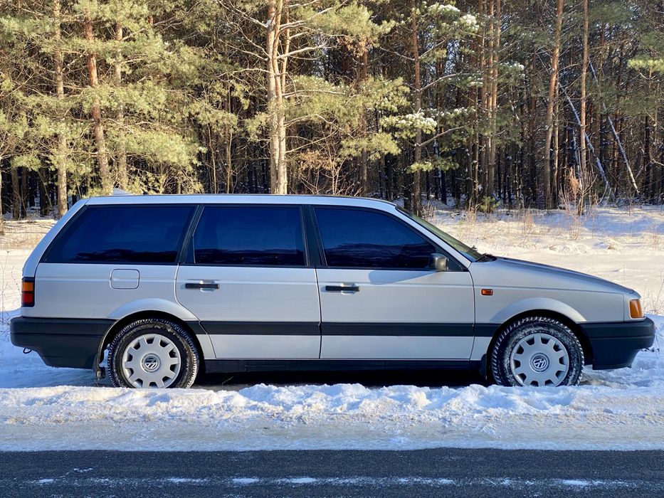 Volkswagen Passat B3 original універсал рідна фарба фольксваген пассат
