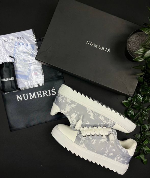 Кросівки Numeris.