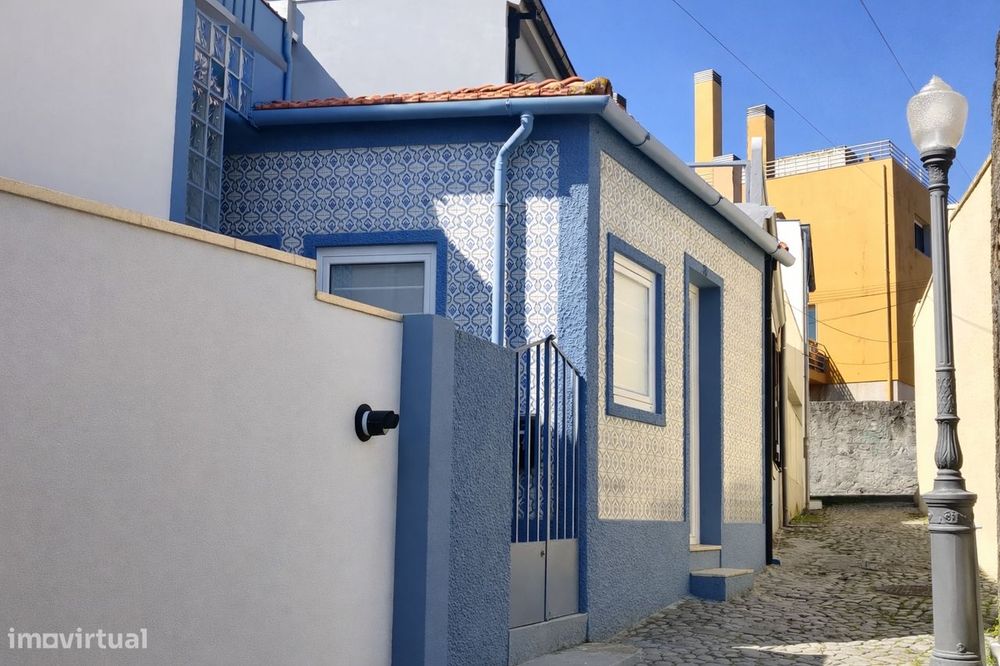 Viver o Charme da Foz Velha – Moradia T2+1 Renovada para Arrendamento