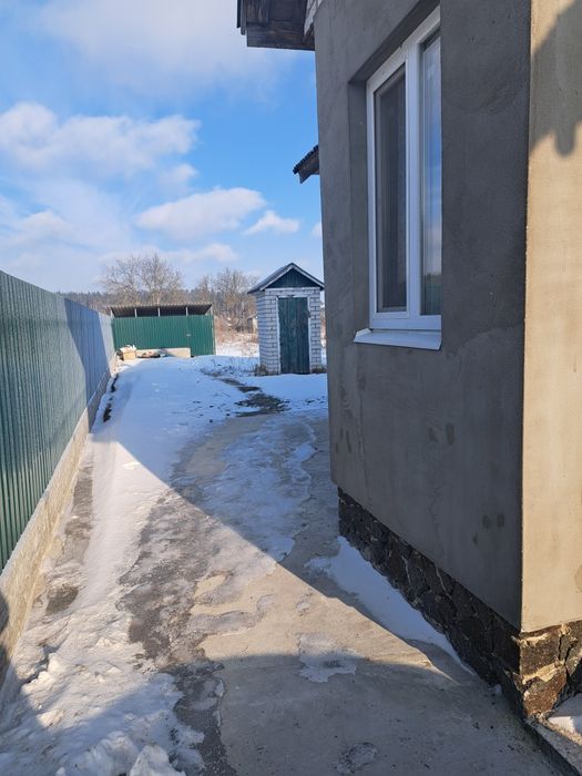 Продаж нового будинку в хорошому районі с. Руська Поляна.