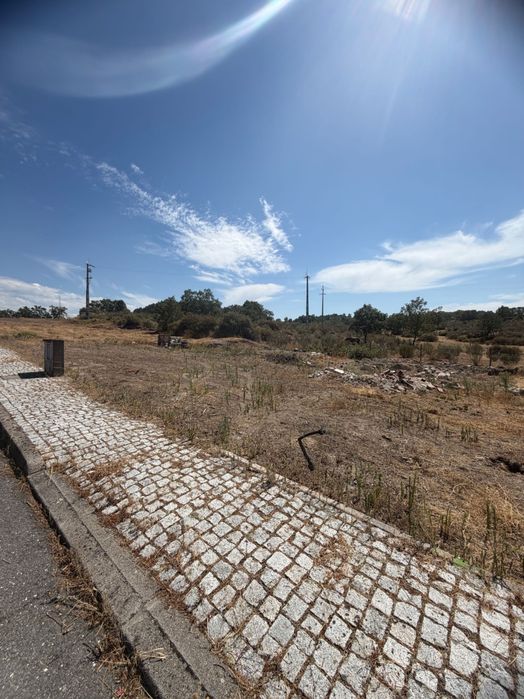 Terreno Urbano em Caria