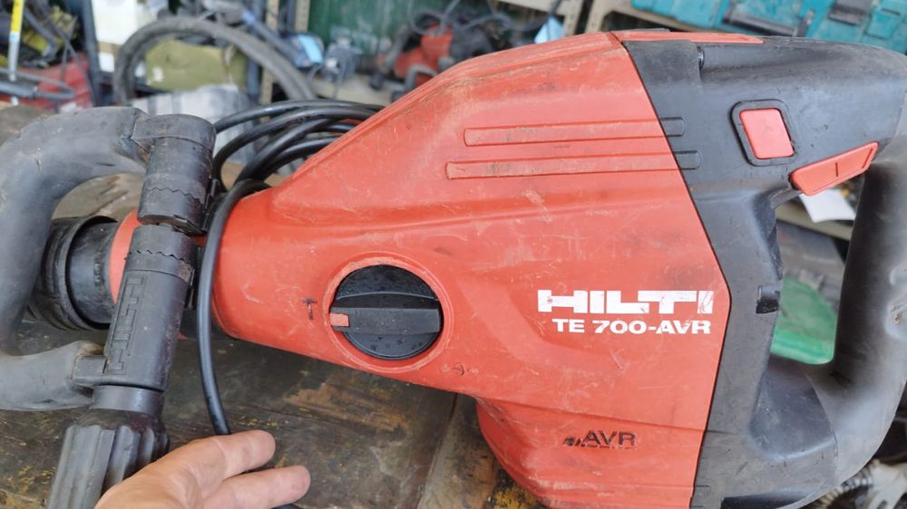Martelo Hilti TE 700
