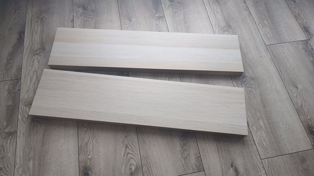 Dwie półki na ścianę w idealnym stanie, półki scienne