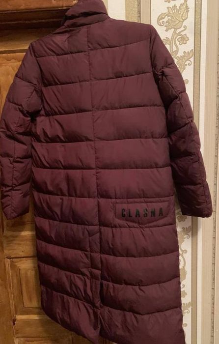 Женский пуховик-пальто,состояние нового