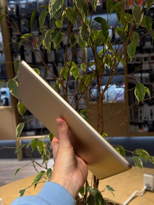 iPad 5 gen 32Gb Gold Вживаний