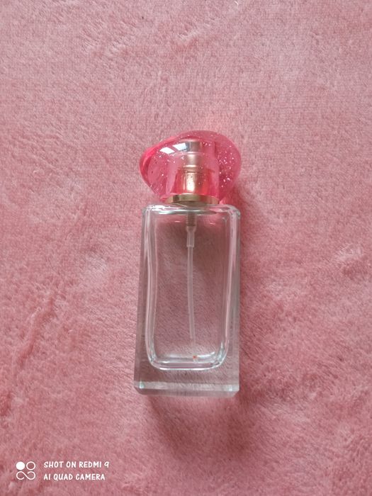 Pusty perfum natsu juciy