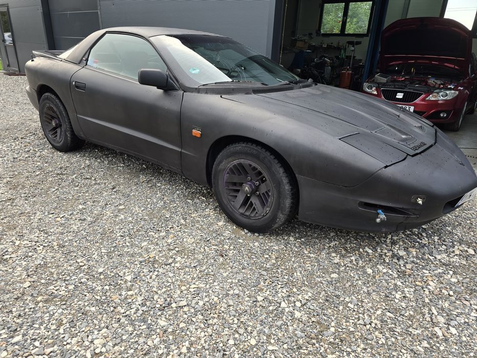 Pontiac Firebird maska czesci