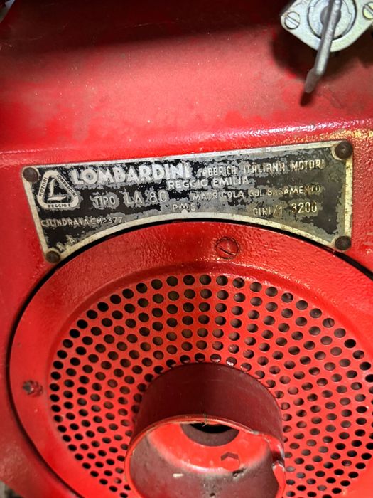 Motobomba de rega impecavél