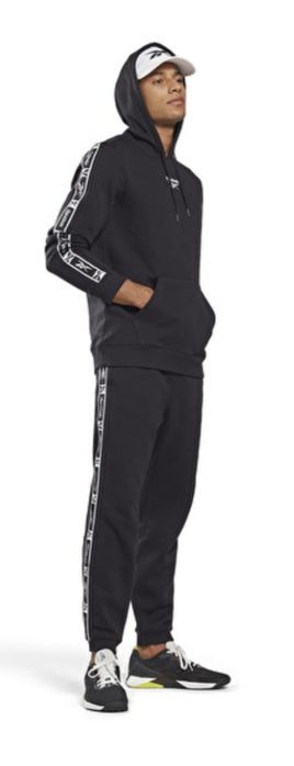 Теплий Костюм reebok S оригінал