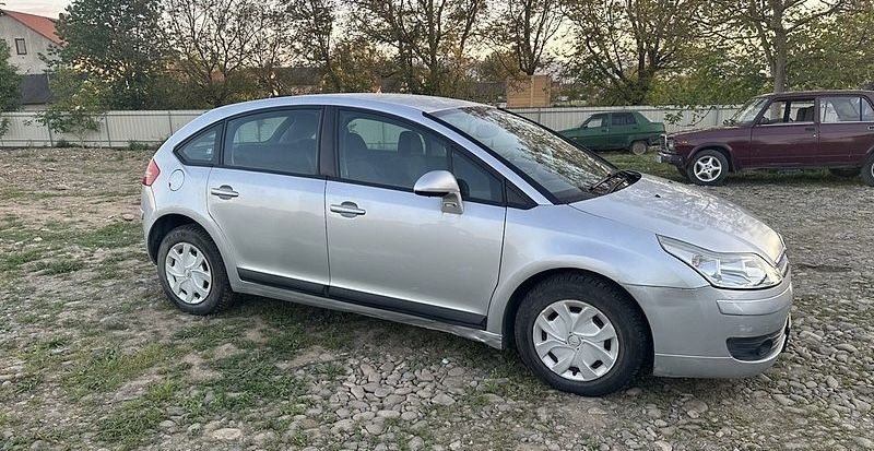 Citroen c4 2004 рік