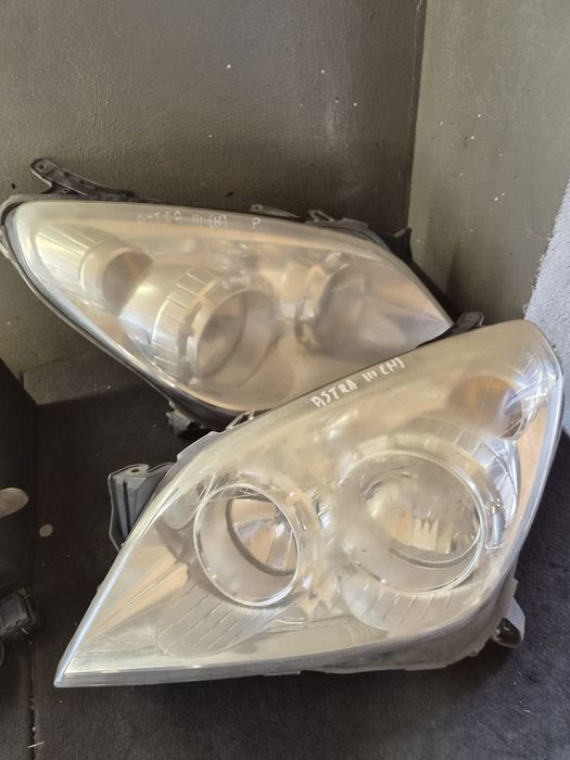 Lampa lampy przód opel astra h cena za obie lampa lewa prawa