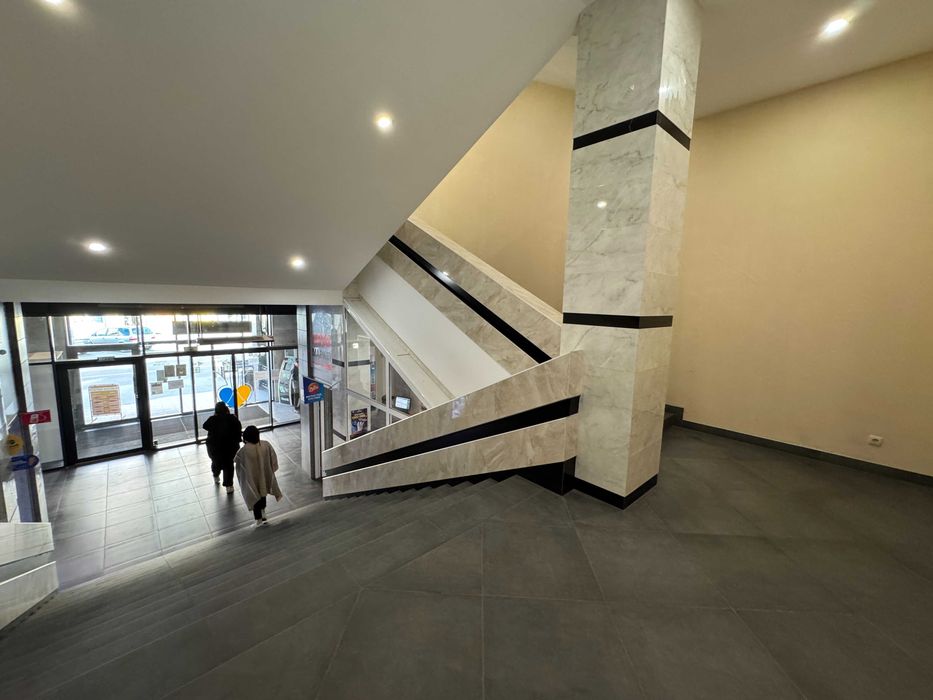 Приміщення вільного призначення в центрі по Шевченка навпроти Театру