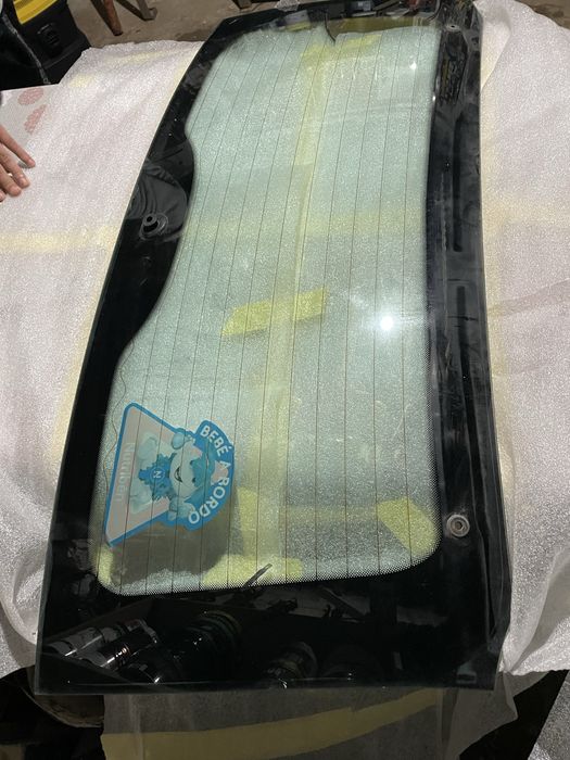 Vidro da mala ford focos c max