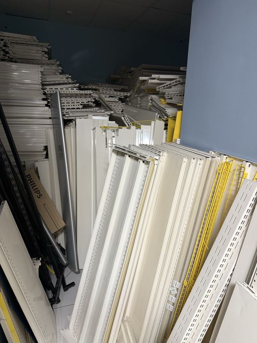 Продам торгове обладнання ( без посередників)