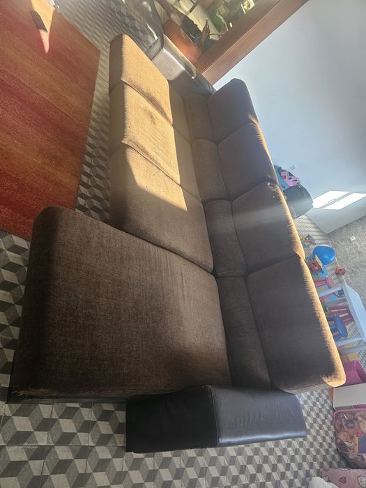 Chaise longue grande- desocupar com urgência
