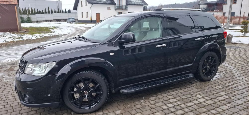 Fiat Freemont FIAT FREEMONT 2.0 170KM 4X4 7 osobowy