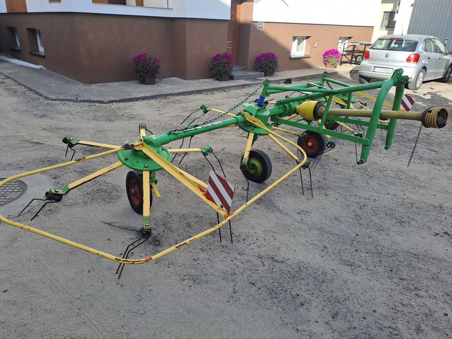 Przetrząsarka Claas W540, stan bardzo dobry, transport