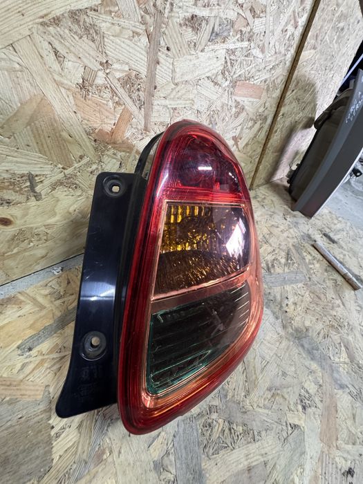 Стоп задній правий ліхтар фонарь suzuki sx4 сузукі