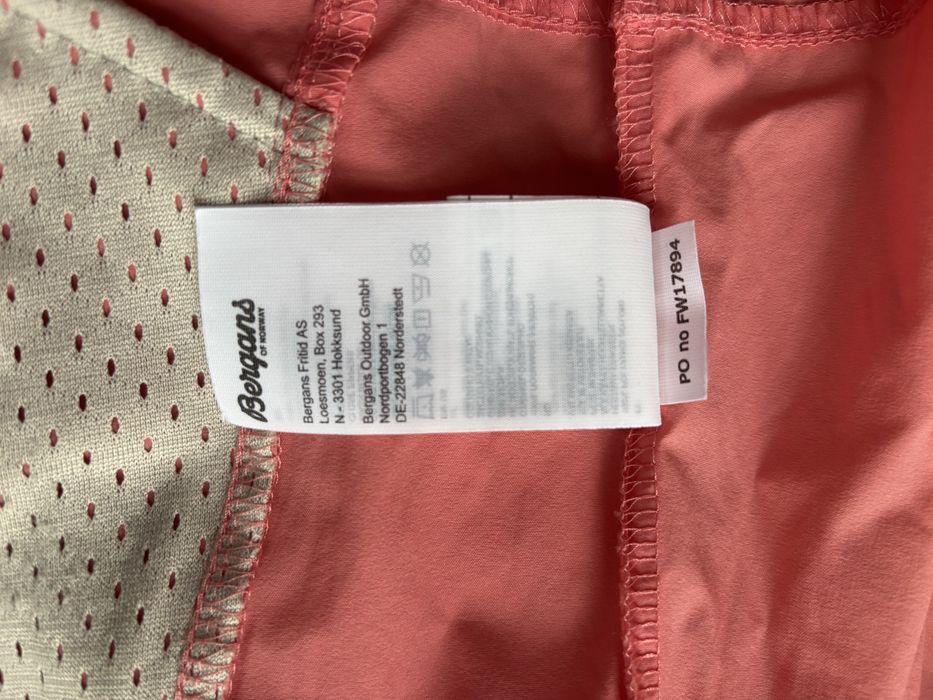 Kurtka damska lekja deszczówka Bergans