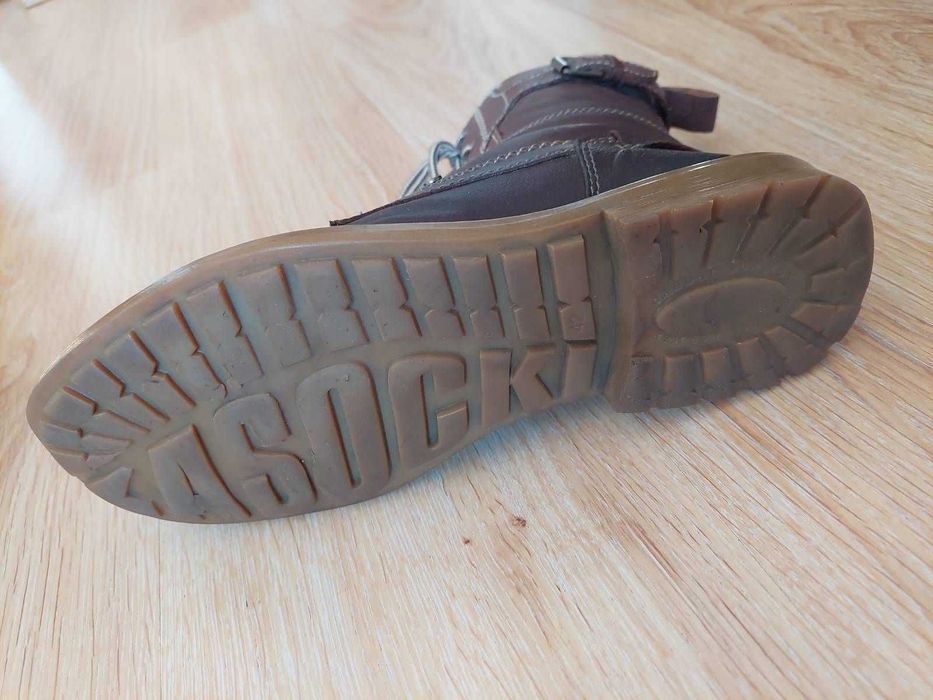 Buty jesienno - zimowe trzewiki Lasocki