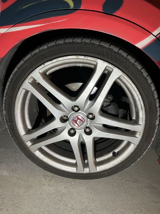 Jantes R19 com pneus Honda Civic Type R FN2