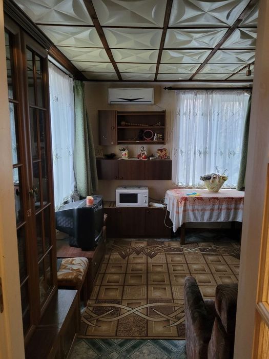 Продається затишна дача