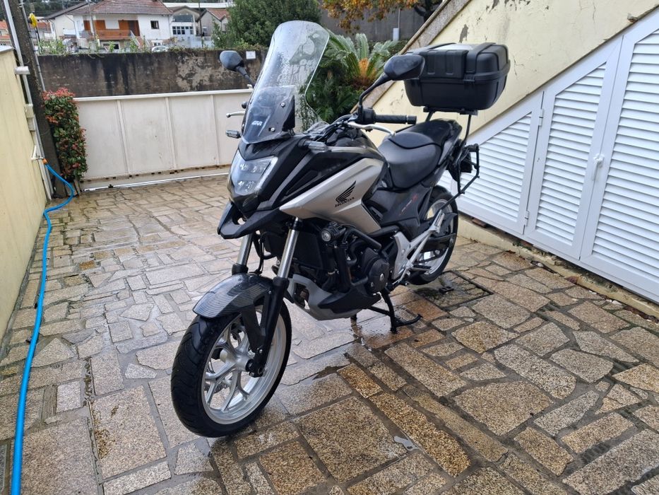 Honda nc 750 x negociável