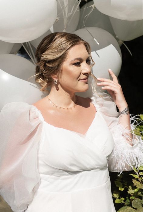 Біле плаття коротке