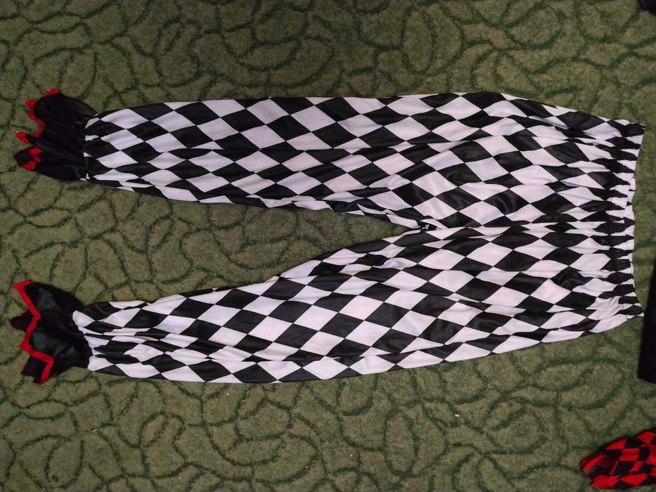 Карнавальный костюм злого клоуна Оно на 12-13 лет на Хеллоуин