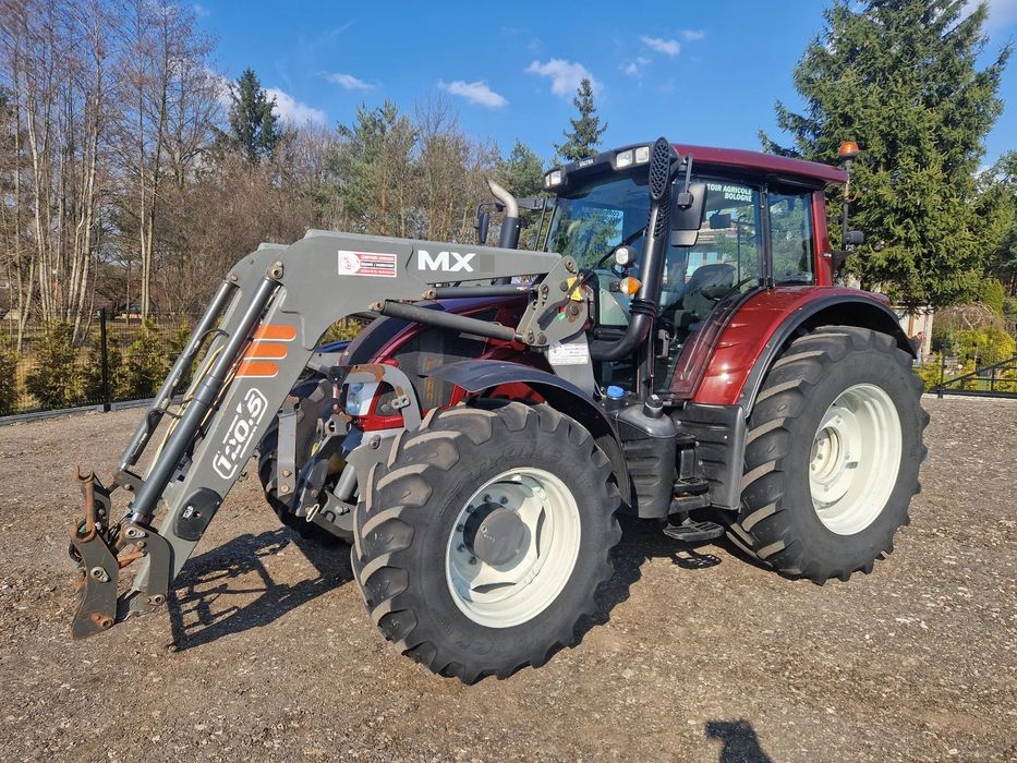 Valtra N163 VERSU TUZ+WOM Ładowacz MX  Klima Amortyzowana OŚ/Kabina PEŁZAKI Obrotowy fotel Sprowadzona
