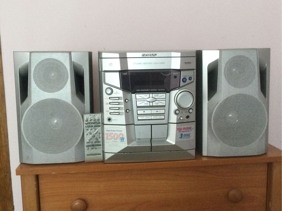 Музичний центр Sharp Cd E 500 W