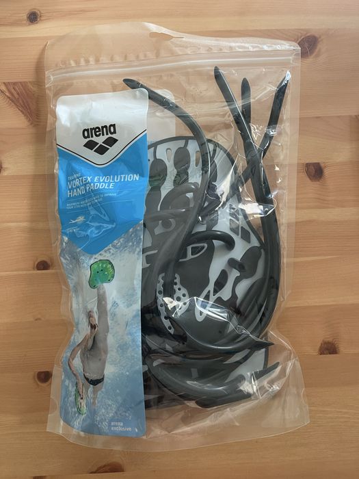 Arena Vortex Evolution Hand Paddle