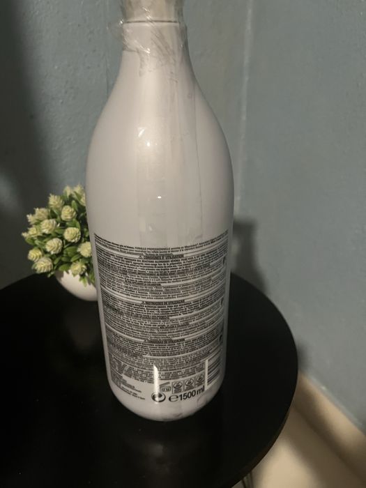 Shampo loreal 1,5 litro para cabelos grissalhos ou loiros