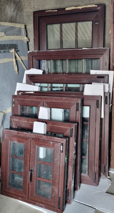 PVC Windows in Color64285292260227120