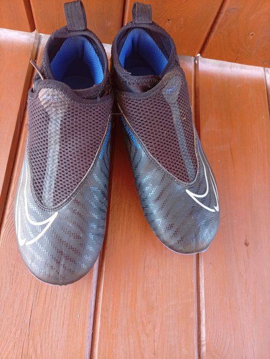 Buty korki Nike 36