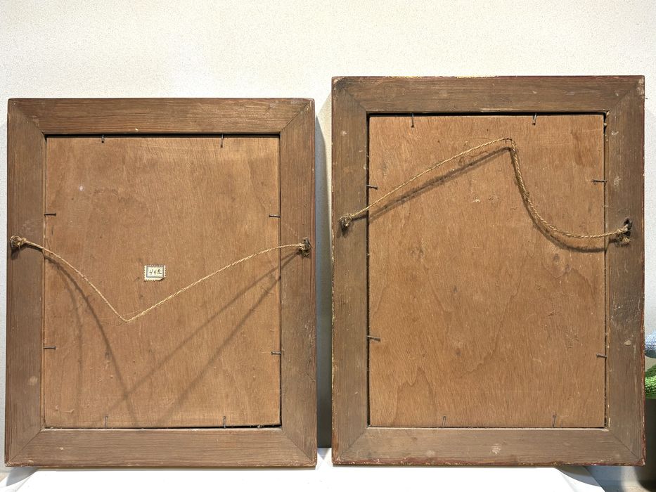 Conjunto de 2 antigos quadros com reproduções de  imagens religiosas