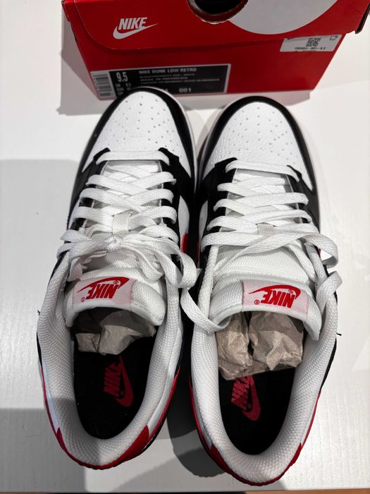 Nike Dunk Low Retro "Red Swoosh Panda" - Tamanho 43 | NOVOS