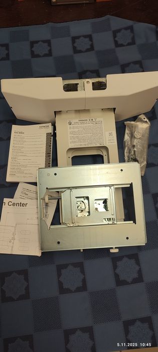 Uchwyt , ścienny stojak pod projektor,tv wieże hi-fi