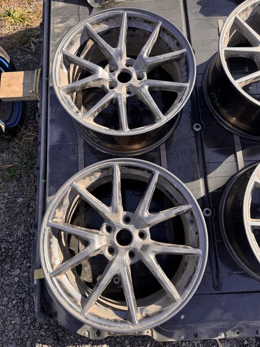 Диски R18 tesla Model 3