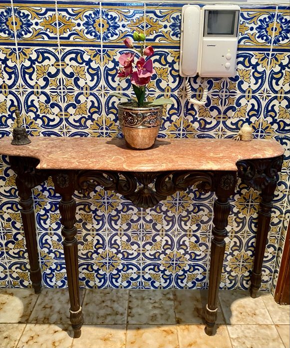 Aparador Vintage com Mármore Rosa