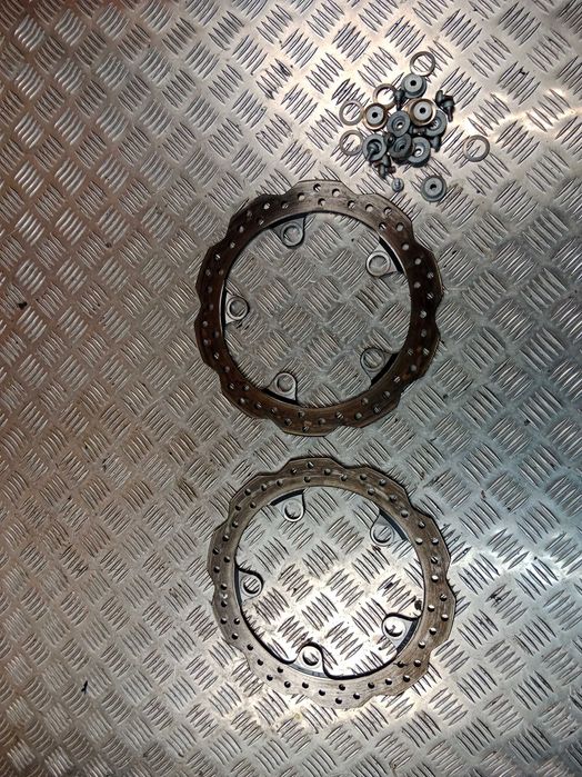 Honda CB 750 Hornet Tarcze Hamulcowe Przód Przednie Tarcza 23+