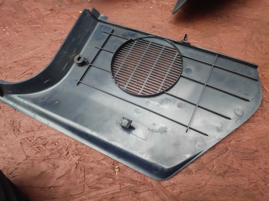 BMW E36 COUPE / CABRIO ORYGINALNA Podstopnica fioletowa + osłona EU