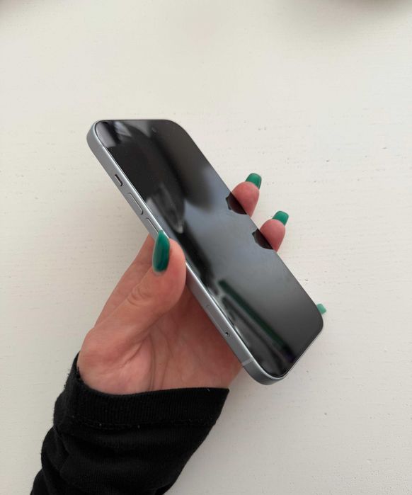 iPhone 15 niebieski 256GB