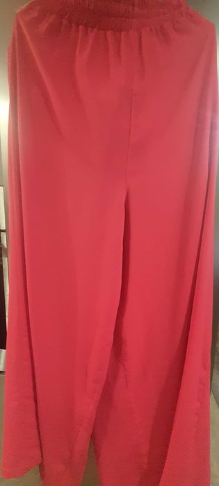 Дуже гарна брюки - юбка. На високий зріст, бедра 130 см. Брюки, юбка.