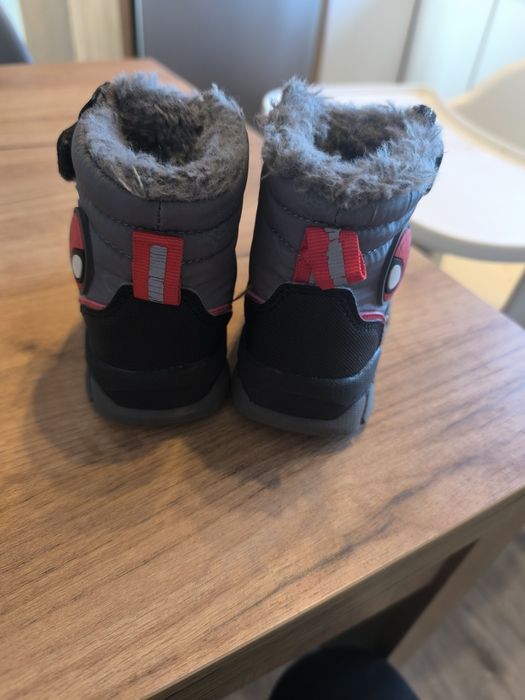 Buty zimowe śniegowce dla chłopca r. 21 Marvel
